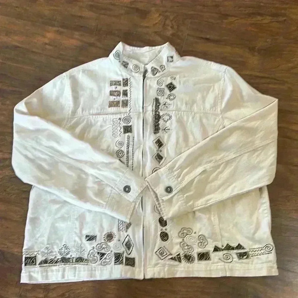 Units Zippered Embroidered Jacket - Picture 3 of 10
